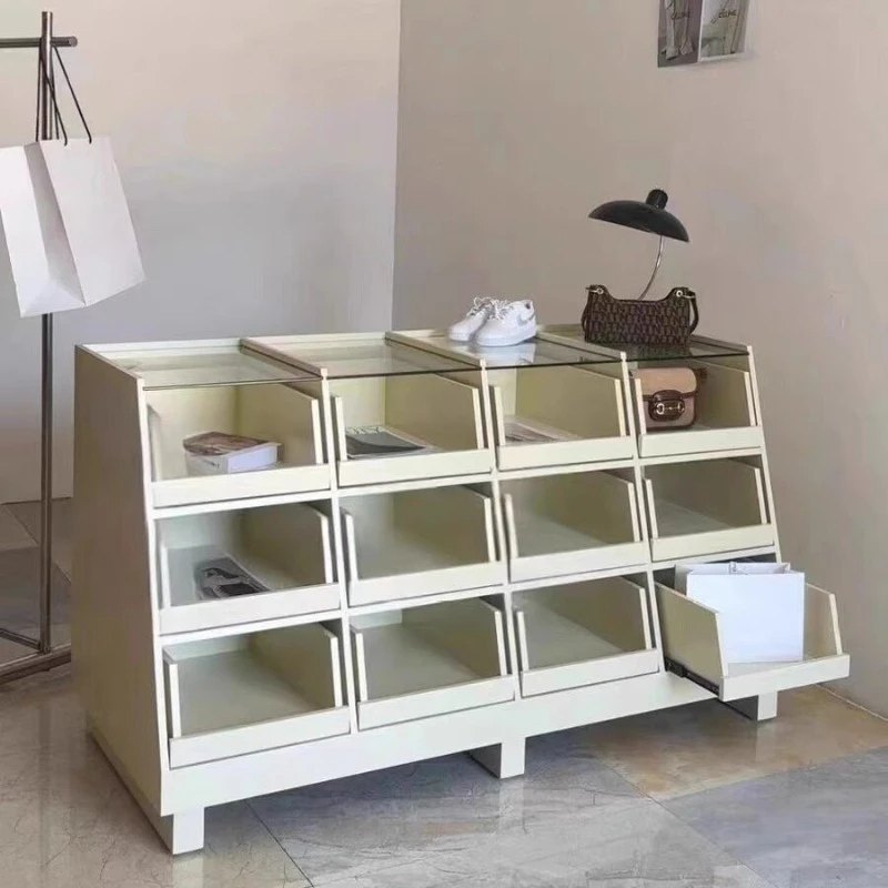 Children's Clothing Store Naka - Furniture Hardware Stores recension och pris