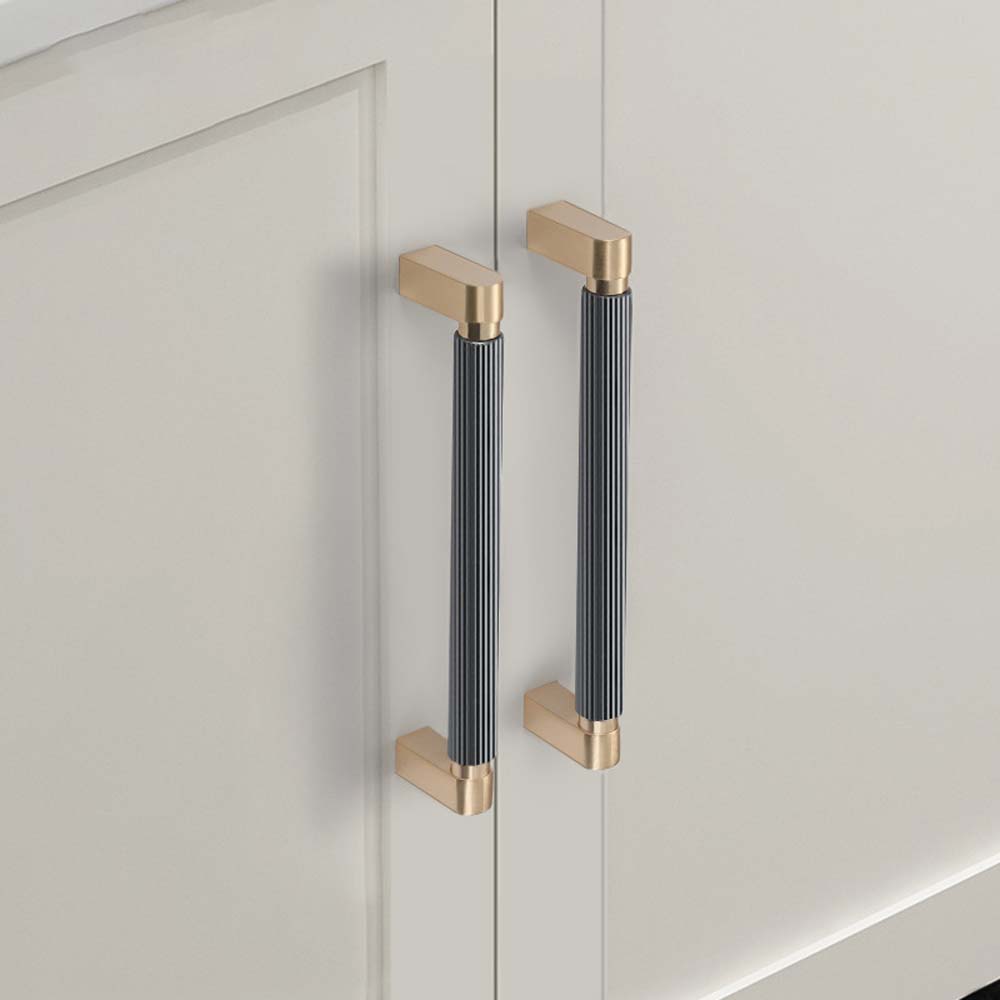 Cabinet Door Handle American L - Furniture Hardware High End recension och pris
